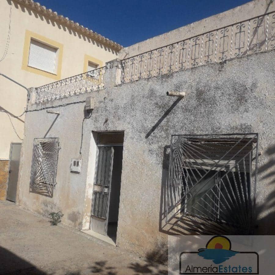 4 soveværelse Byhus til salg i Pocicas - € 75.000 (Ref: 6998793)