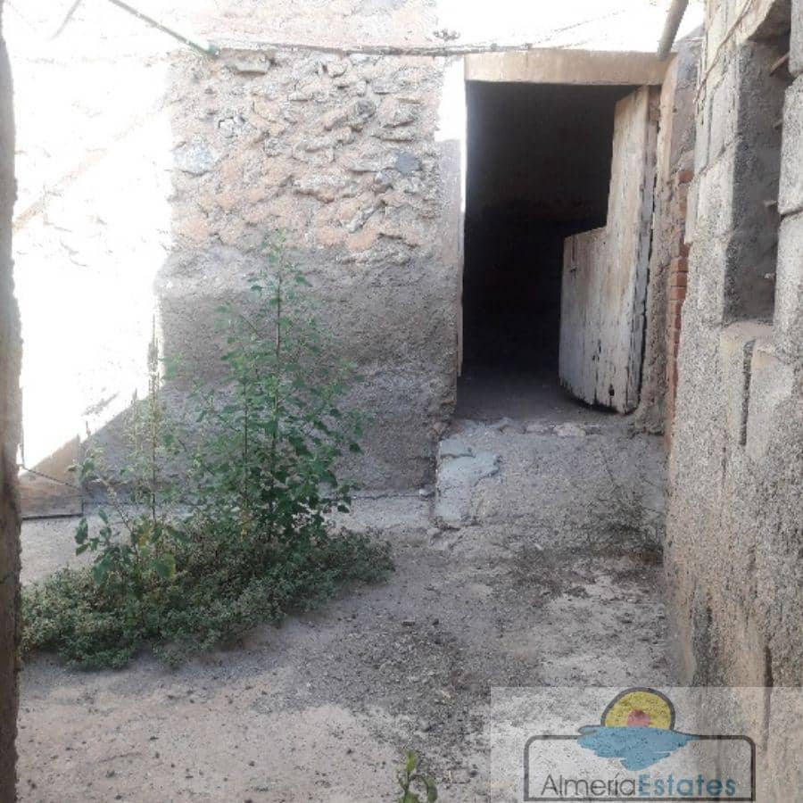 4 soveværelse Byhus til salg i Pocicas - € 75.000 (Ref: 6998793)