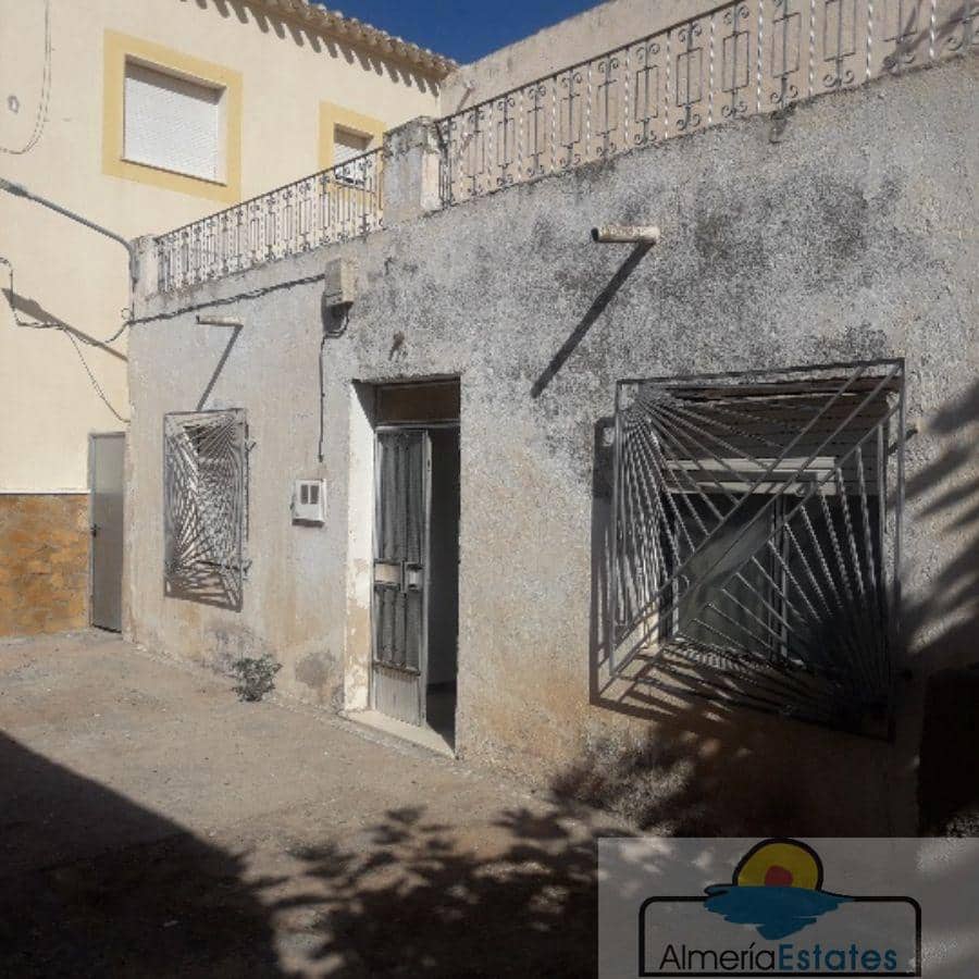 4 soveværelse Byhus til salg i Pocicas - € 75.000 (Ref: 6998793)