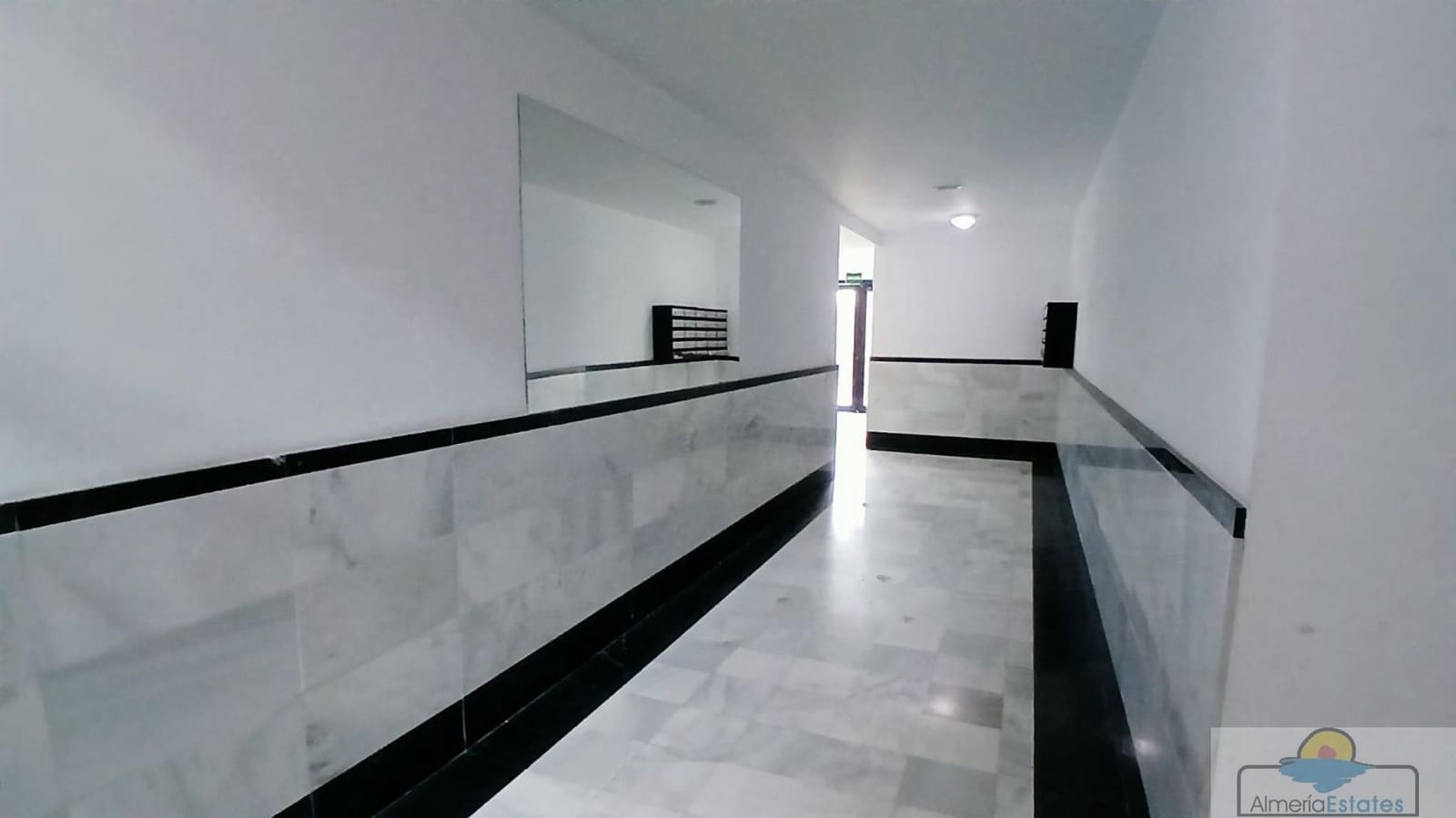 Piso de 2 habitaciones en Albox en alquiler con garaje - 500 € (Ref: 6998797)