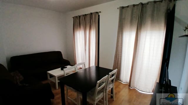 Piso de 2 habitaciones en Albox en alquiler con garaje - 500 € (Ref: 6998797)