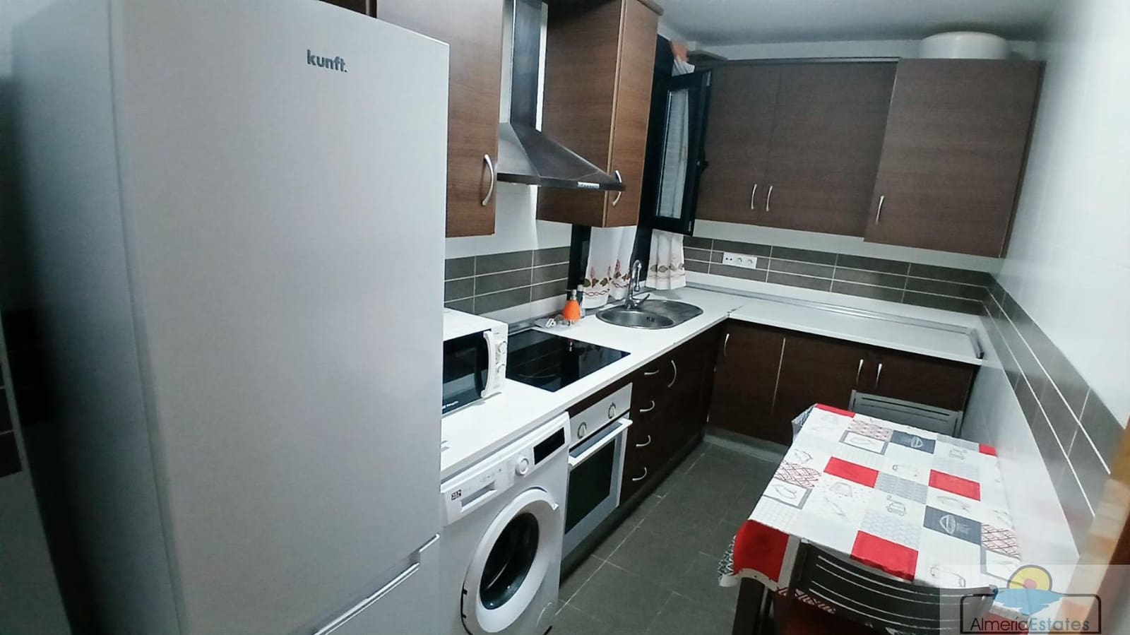 Piso de 2 habitaciones en Albox en alquiler con garaje - 500 € (Ref: 6998797)