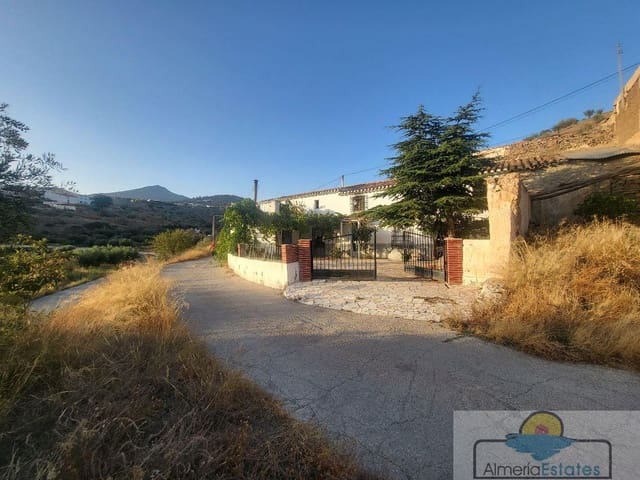 5 slaapkamer Huis te koop in Saliente Alto, Albox - € 200.000 (Ref: 7041306)