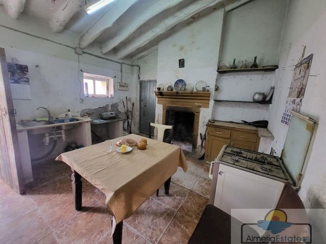 3 soveværelse Byhus til salg i Somontín - € 48.000 (Ref: 7094183)