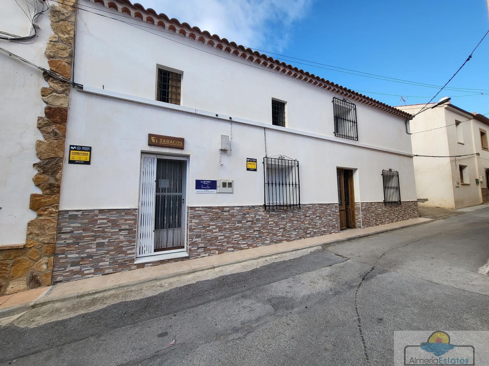Townhouse for sale in Albox - € 65,000 (Ref: 7364720)