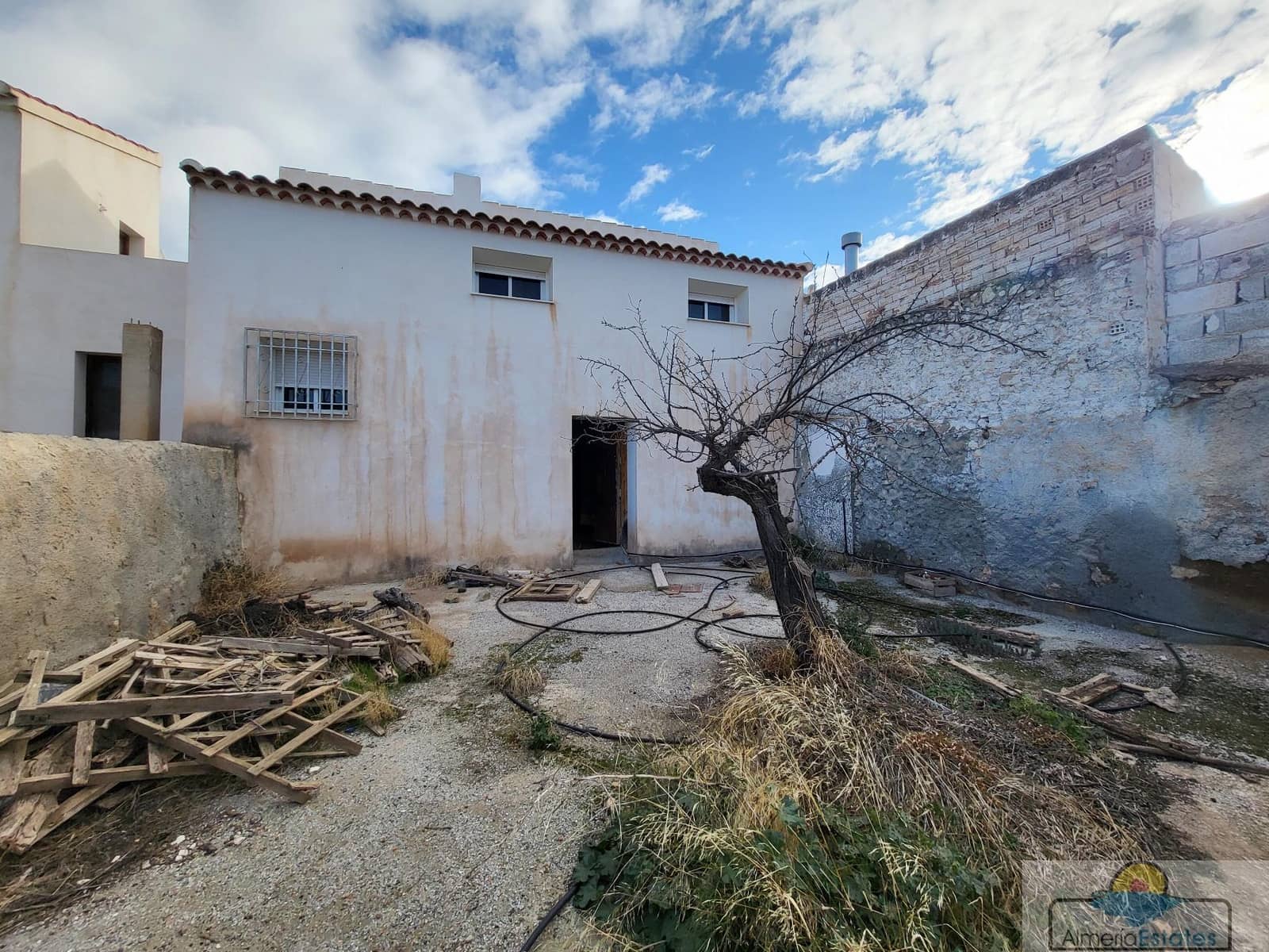 Townhouse for sale in Albox - € 65,000 (Ref: 7364720)