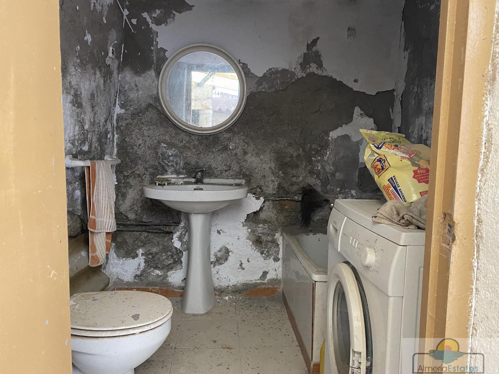 4 soveværelse Byhus til salg i Tijola - € 60.000 (Ref: 7409714)