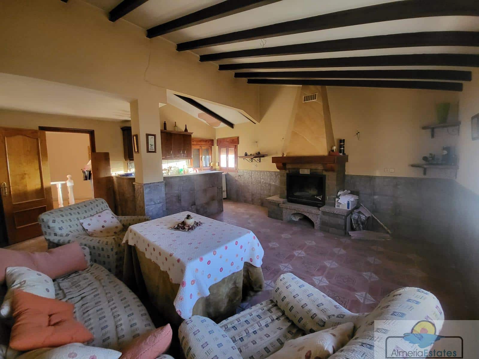 4 soveværelse Byhus til salg i Macael - € 107.500 (Ref: 7448296)