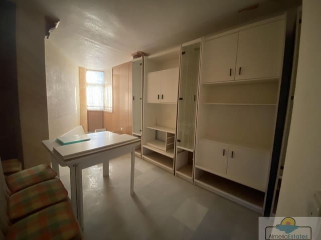 4 soveværelse Byhus til salg i Macael - € 107.500 (Ref: 7448296)