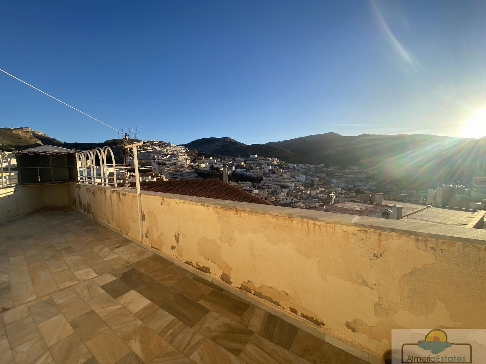 4 soveværelse Byhus til salg i Macael - € 107.500 (Ref: 7448296)