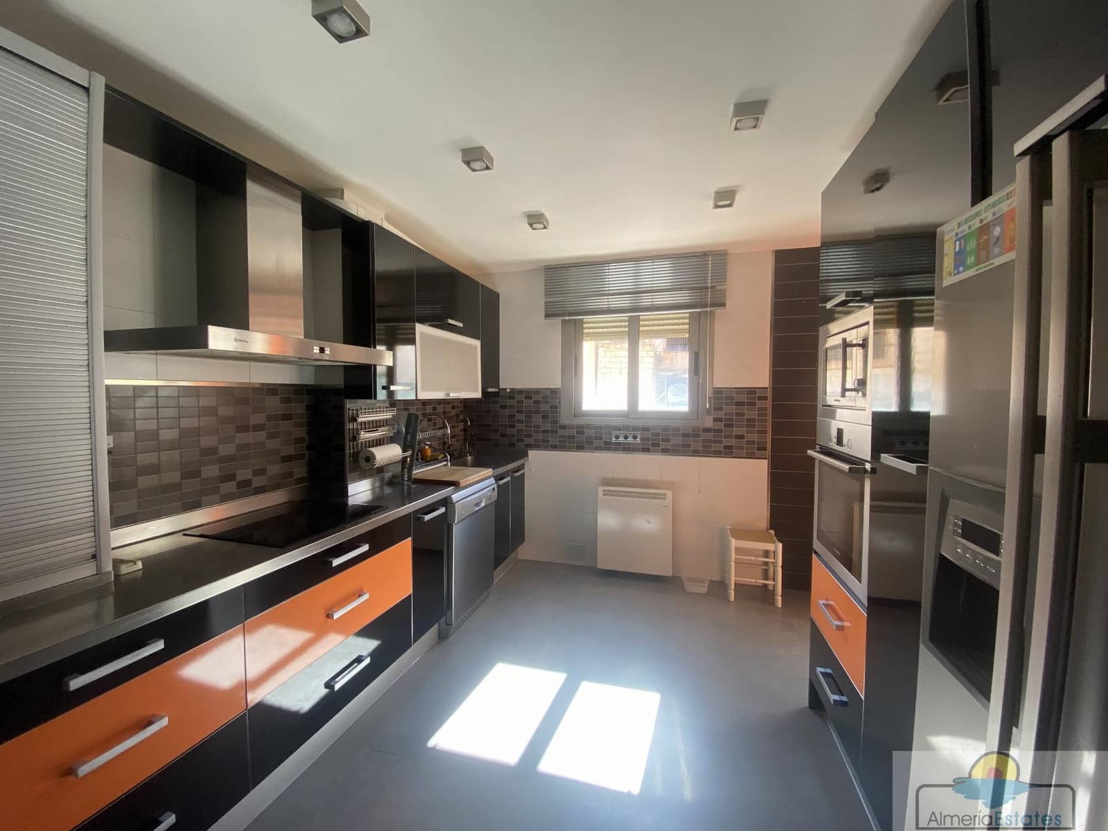 3 soveværelse Lejlighed til salg i Macael med garage - € 80.000 (Ref: 7510971)