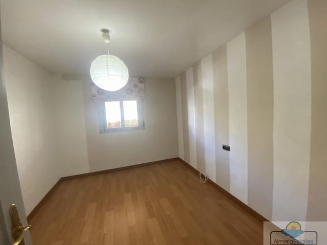 3 soveværelse Lejlighed til salg i Macael med garage - € 80.000 (Ref: 7510971)