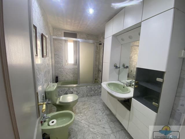 3 soveværelse Lejlighed til salg i Macael med garage - € 80.000 (Ref: 7510971)