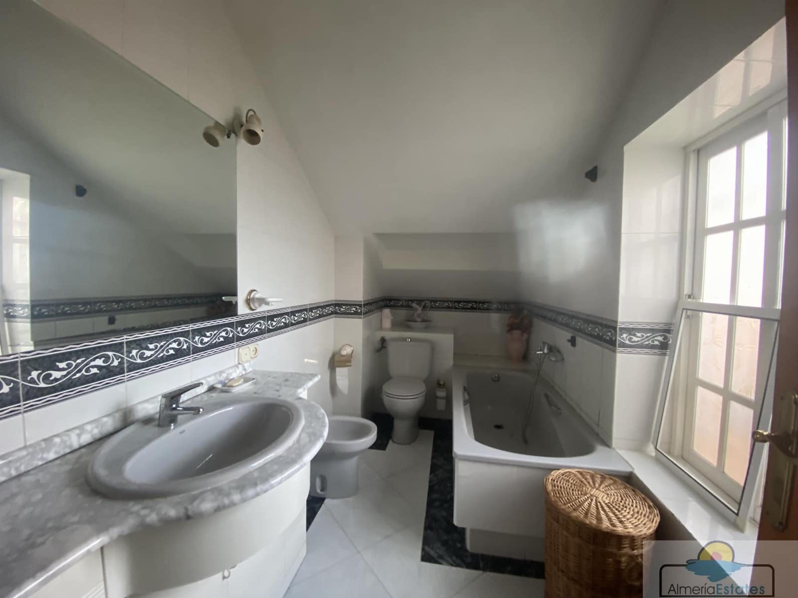 3 bedroom Townhouse for sale in Olula del Rio - € 250,000 (Ref: 7795749)