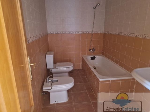 3 soveværelse Lejlighed til salg i Almanzora, Cantoria - € 110.000 (Ref: 7821092)