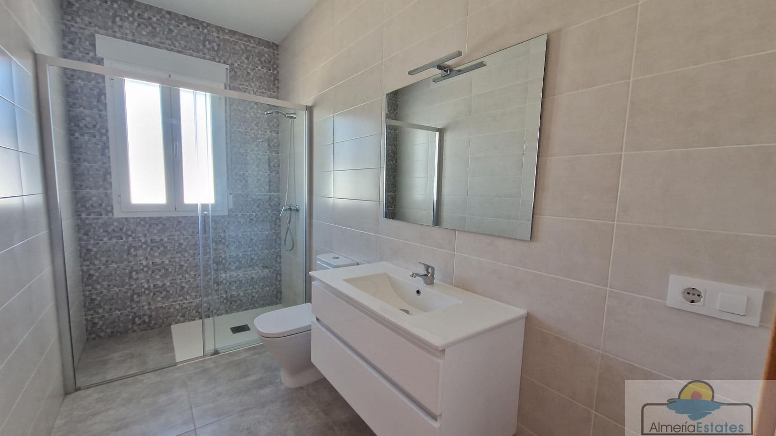3 soverom Villa til leie i Arboleas med svømmebasseng - € 1 500 (Ref: 8246593)