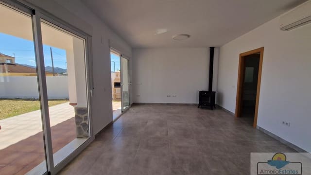 3 Zimmer Villa zu vermieten in Arboleas - 950 € (Ref: 8246597)
