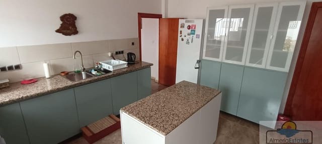 5 soveværelse Villa til salg i Urcal, Huércal-Overa - € 175.000 (Ref: 8396113)