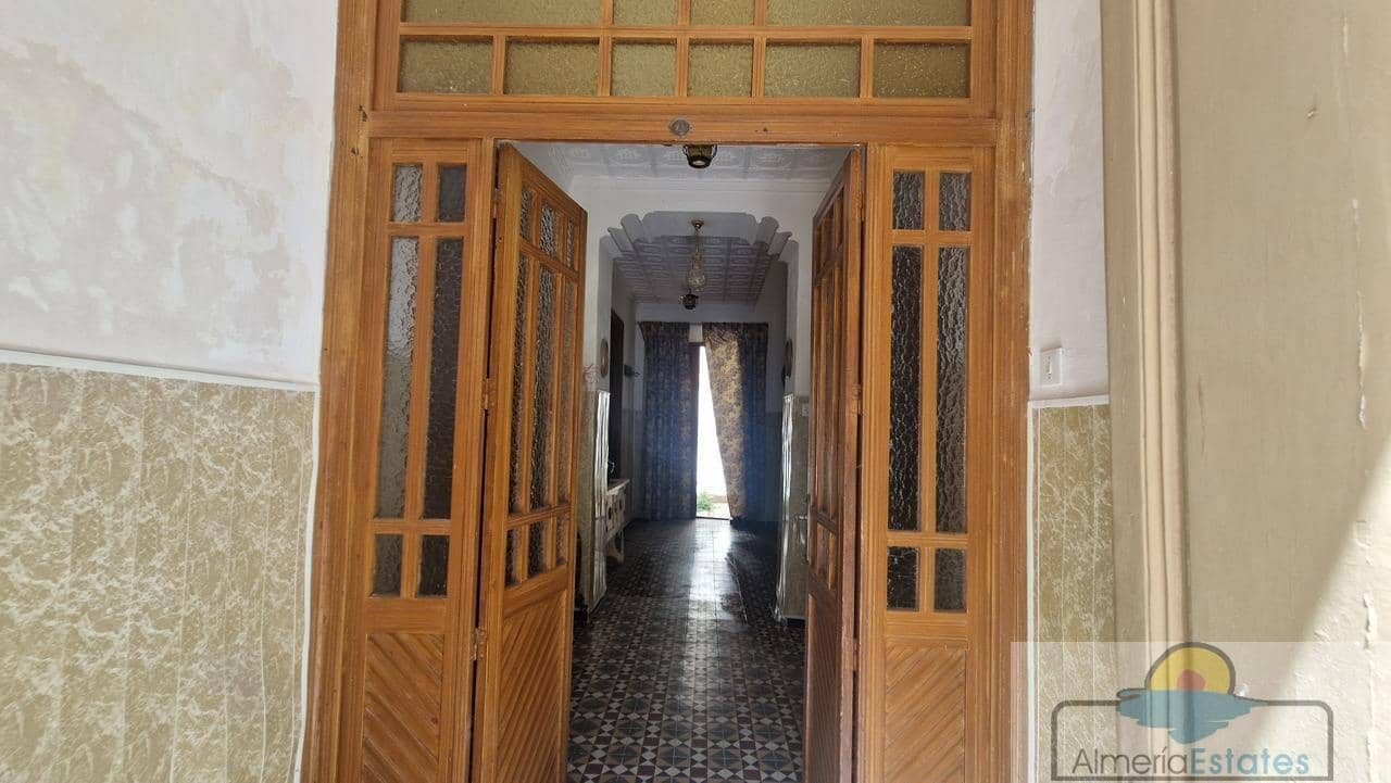 4 slaapkamer Huis te koop in Albox met garage - € 129.000 (Ref: 8477654)