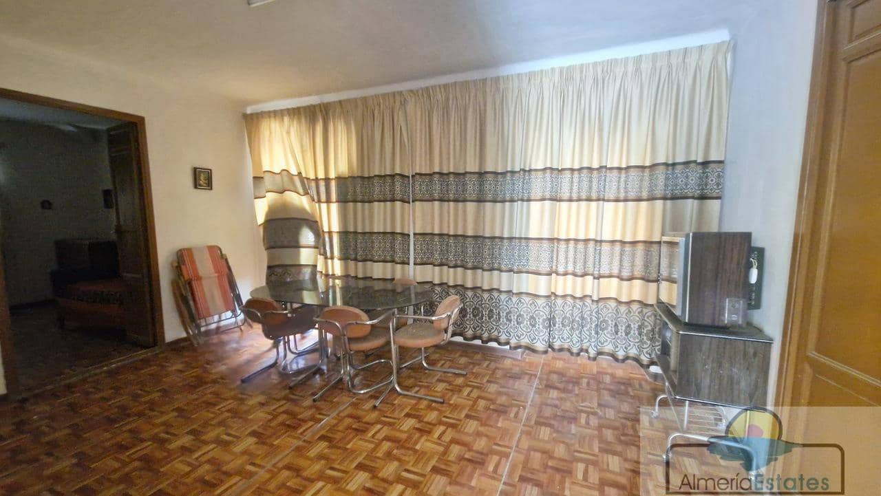 4 slaapkamer Huis te koop in Albox met garage - € 129.000 (Ref: 8477654)