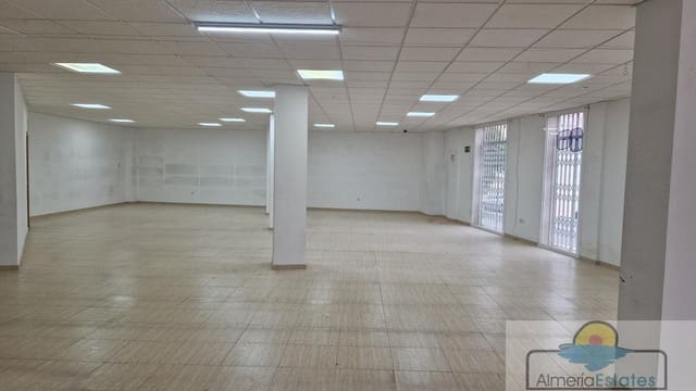 2 bedroom Commercial for rent in Albox - € 1,450 (Ref: 8487263)