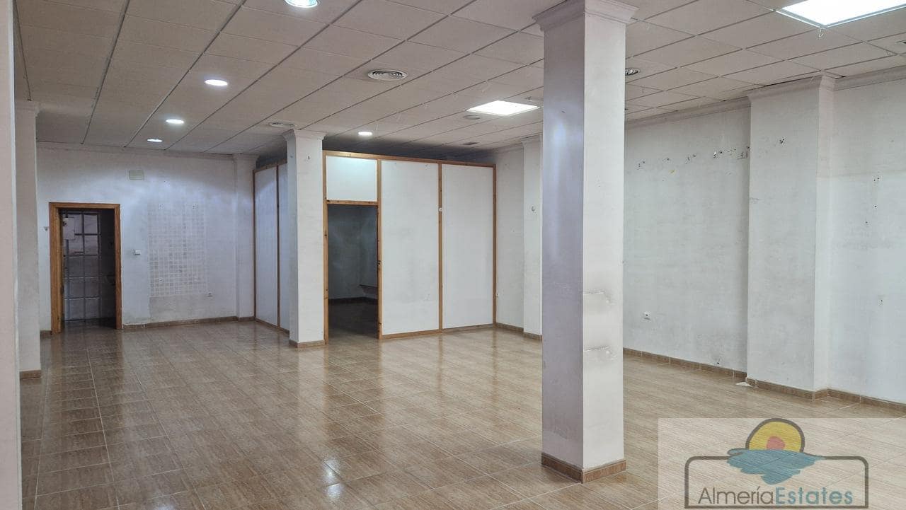 2 soveværelse Erhverv til leje i Albox - € 950 (Ref: 8487264)