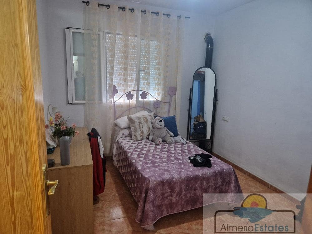 4 soverom Leilighet til salgs i Fines - € 120 000 (Ref: 8556252)