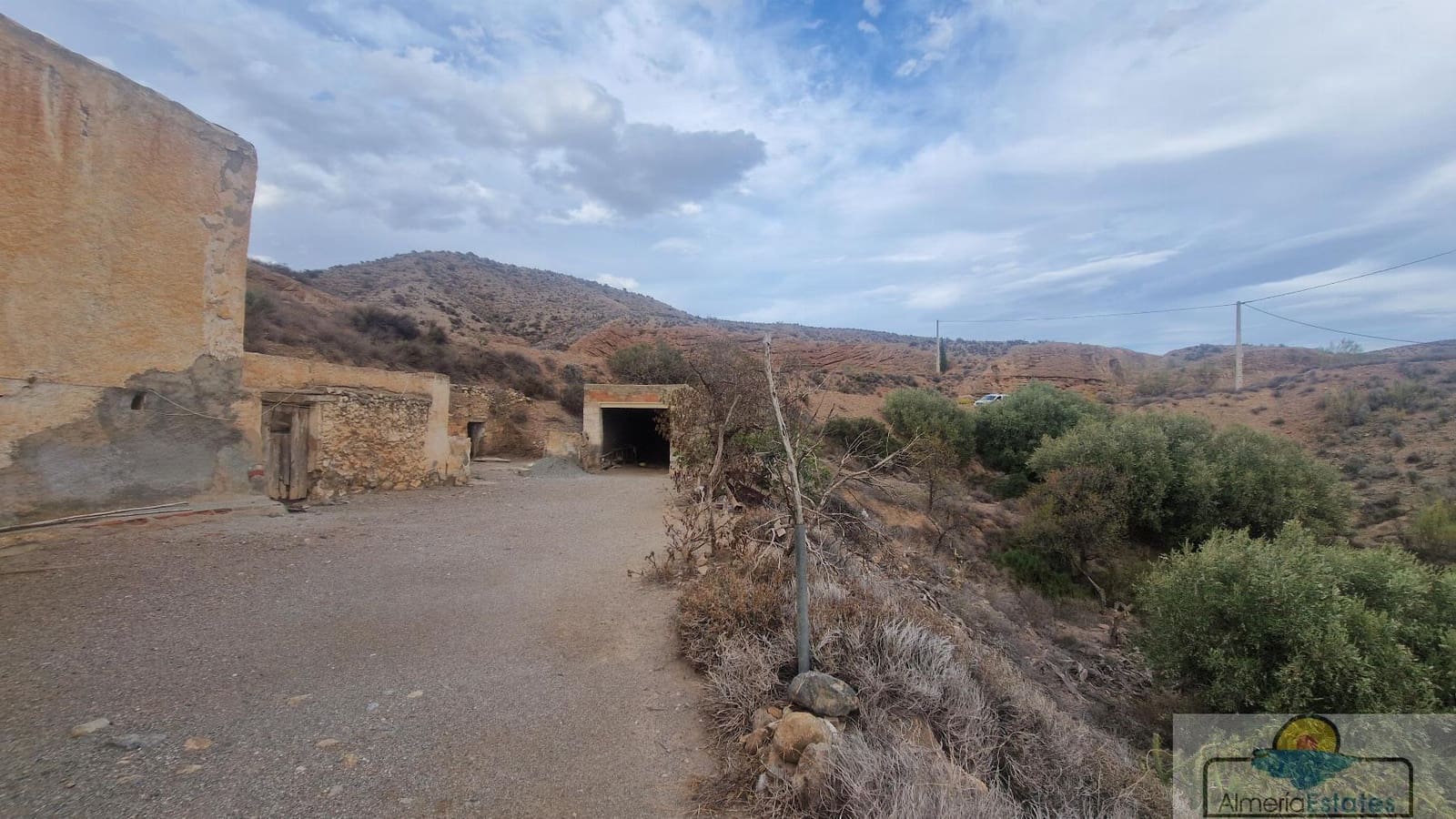 4 bedroom Villa for sale in Albox - € 59,000 (Ref: 8628390)