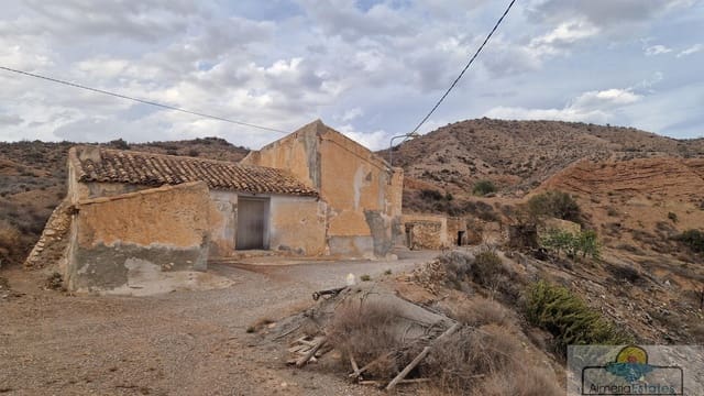 4 sovrum Villa till salu i Albox - 59 000 € (Ref: 8628390)