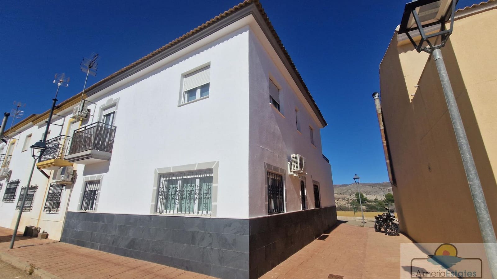 4 sypialnia Dom na sprzedaż w Arboleas - 180 000 € (Ref: 8628395)