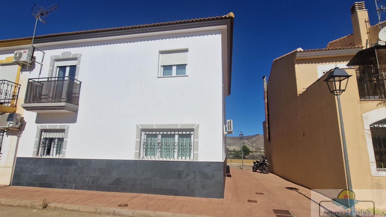 4 sypialnia Dom na sprzedaż w Arboleas - 180 000 € (Ref: 8628395)