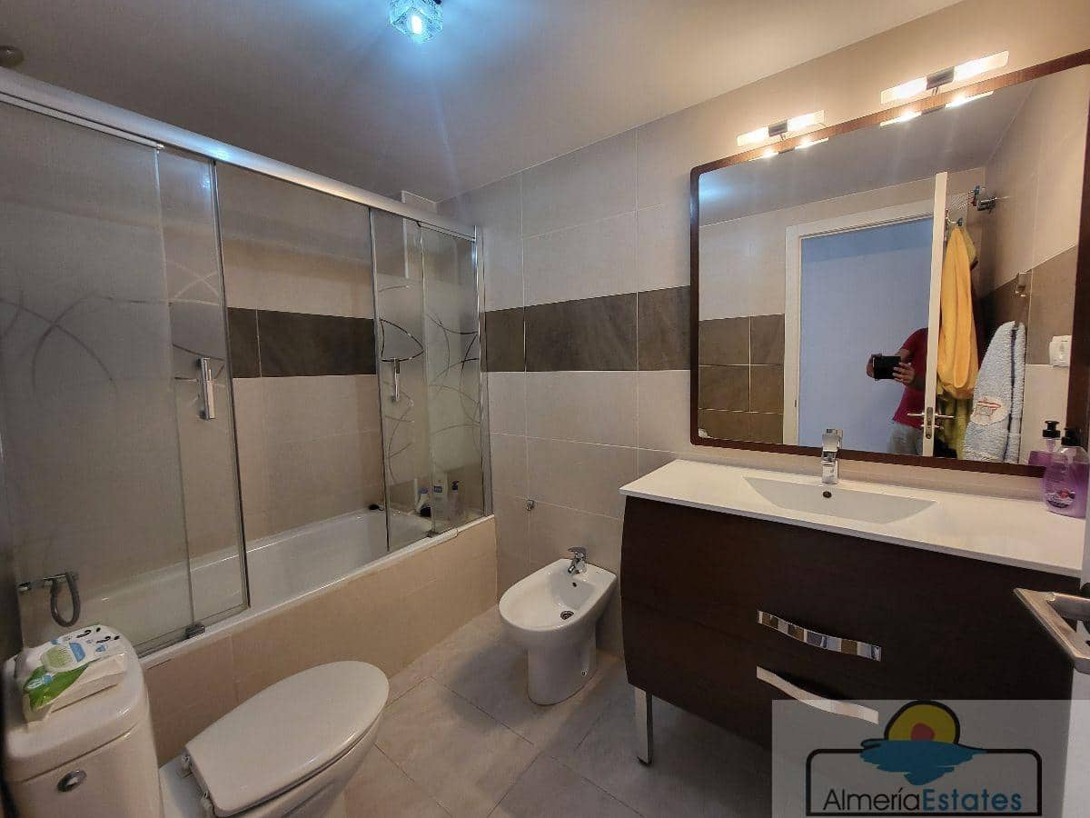 3 bedroom Flat for sale in Albox with garage - € 120,000 (Ref: 8628396)