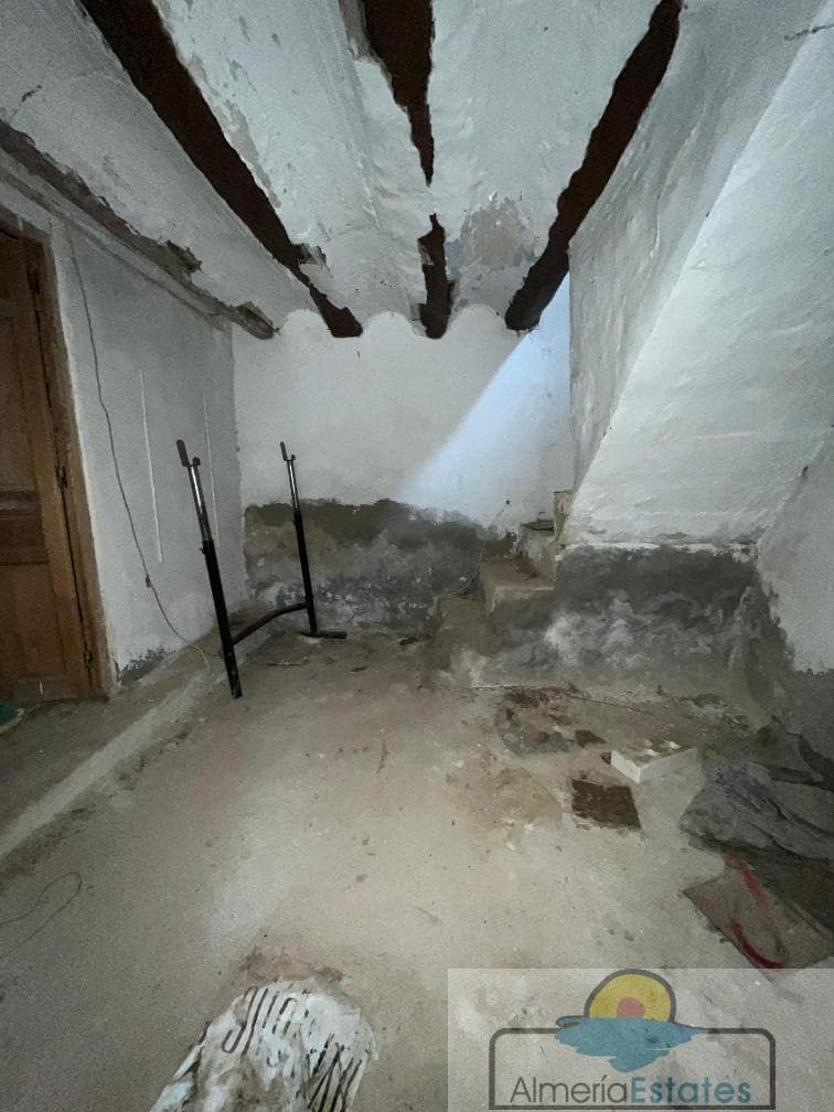 Hus till salu i Oria - 19 000 € (Ref: 8779422)