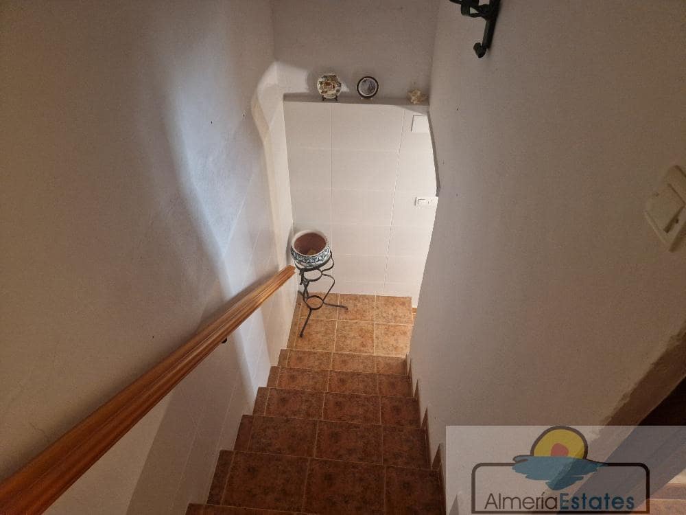 3 soveværelse Byhus til salg i Somontin med garage - € 100.000 (Ref: 8834090)