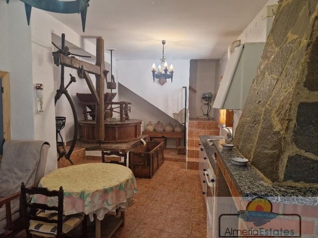 3 soveværelse Byhus til salg i Somontín med garage - € 100.000 (Ref: 8834090)