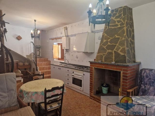 3 soveværelse Byhus til salg i Somontín med garage - € 100.000 (Ref: 8834090)