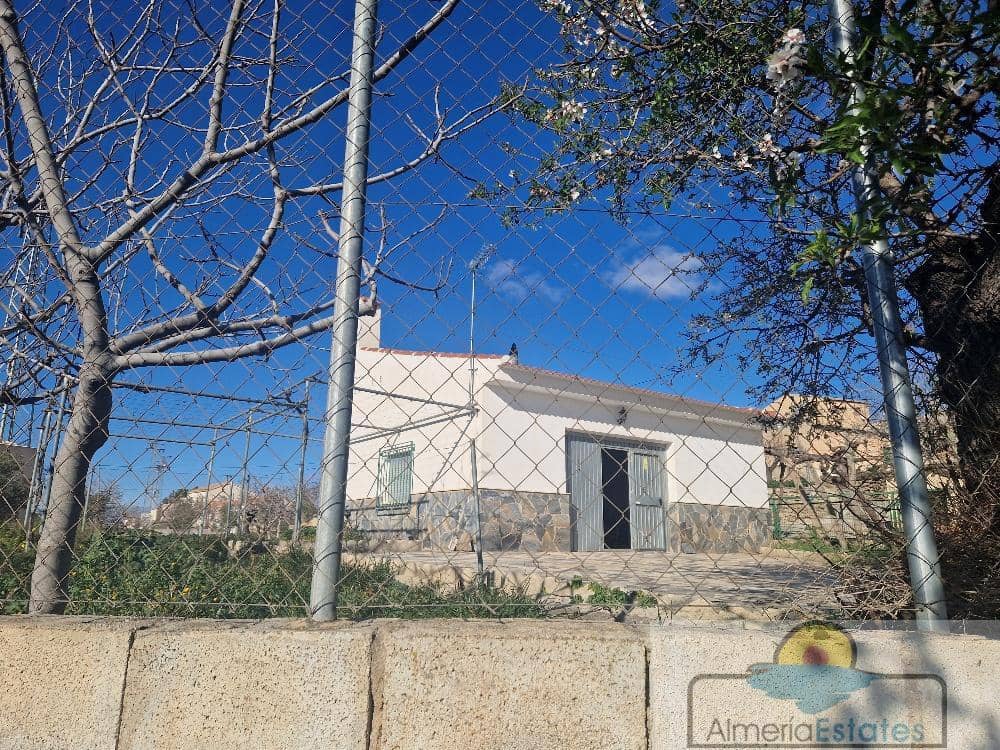 3 soveværelse Byhus til salg i Somontin med garage - € 100.000 (Ref: 8834090)