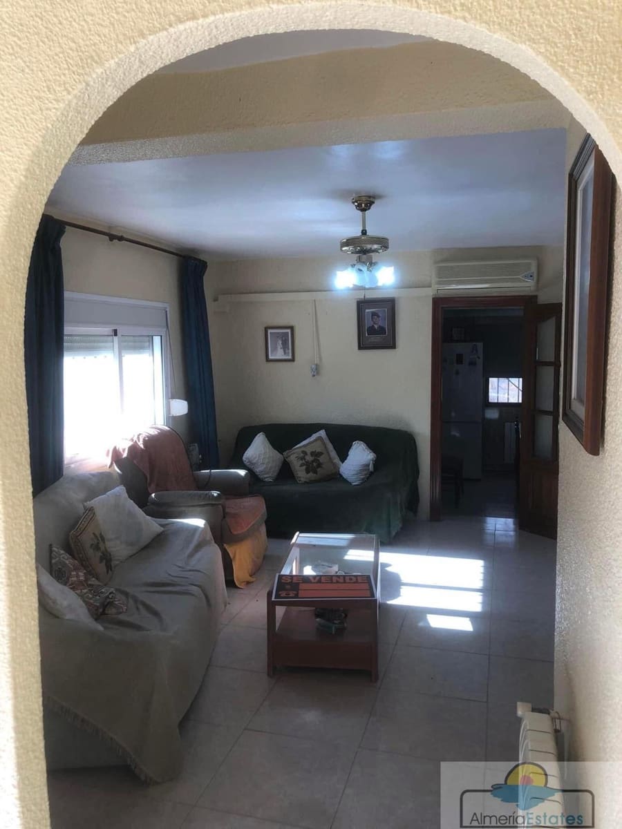 4 bedroom Villa for sale in Huercal-Overa with garage - € 158,000 (Ref: 8890808)