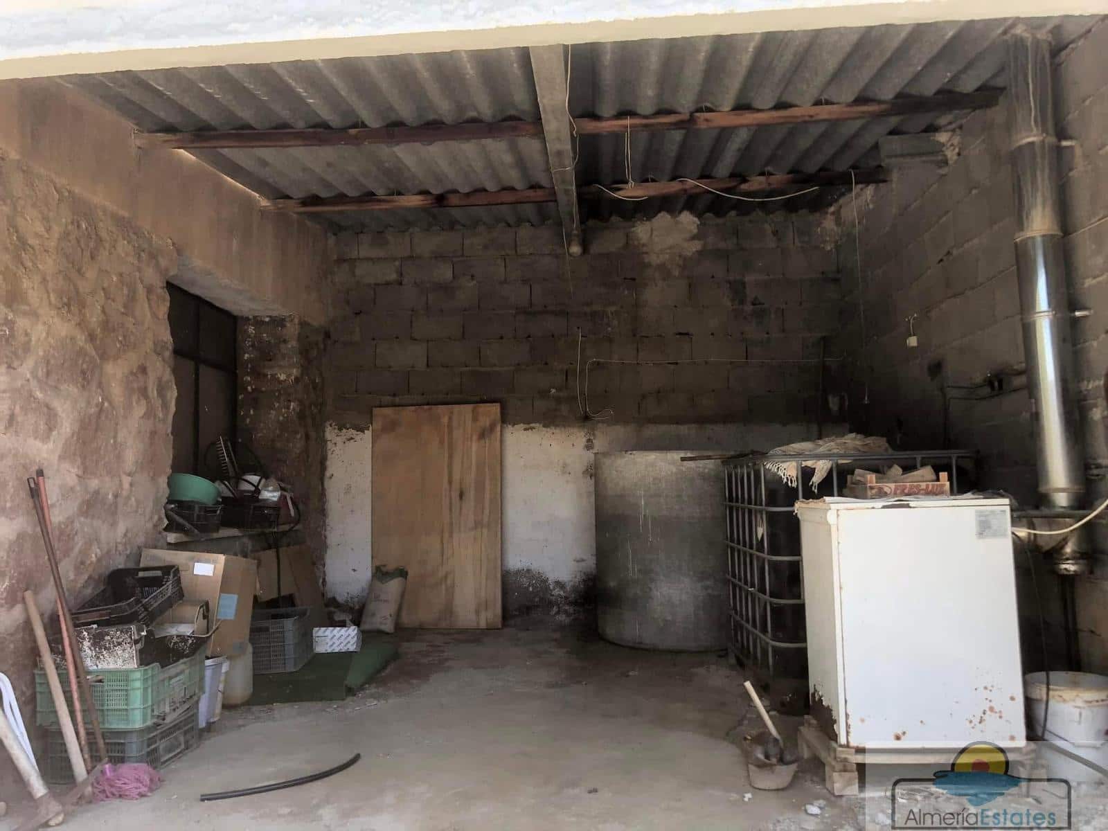 4 bedroom Villa for sale in Huercal-Overa with garage - € 158,000 (Ref: 8890808)