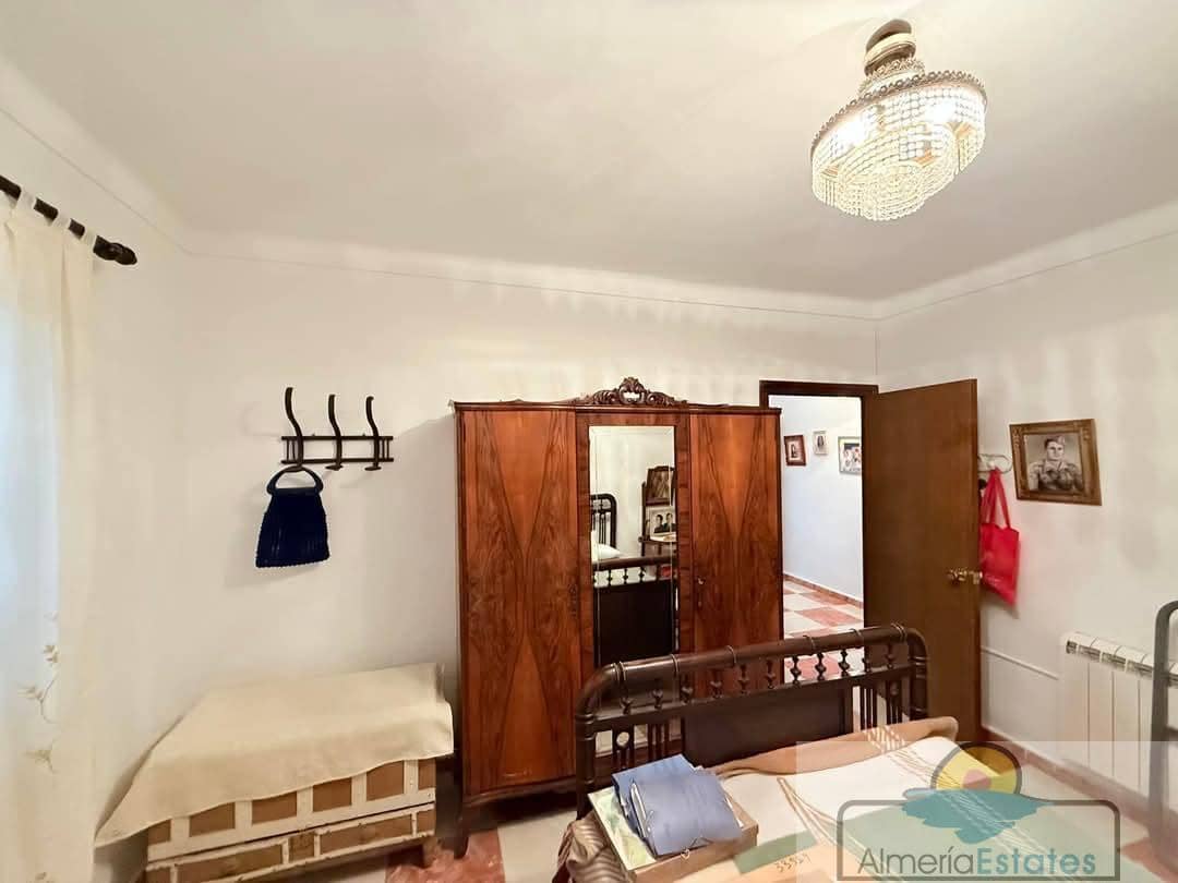 3 bedroom Townhouse for sale in La Alfoquia with garage - € 145,000 (Ref: 8890810)