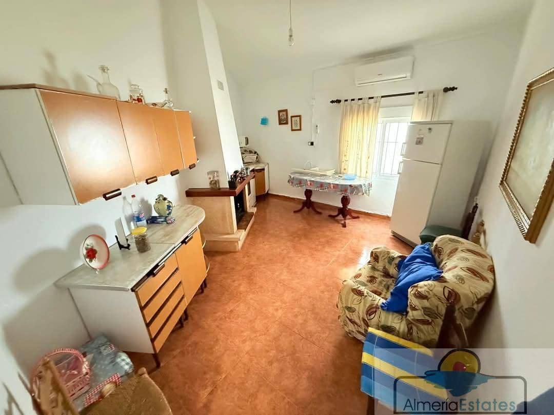 3 bedroom Townhouse for sale in La Alfoquia with garage - € 145,000 (Ref: 8890810)