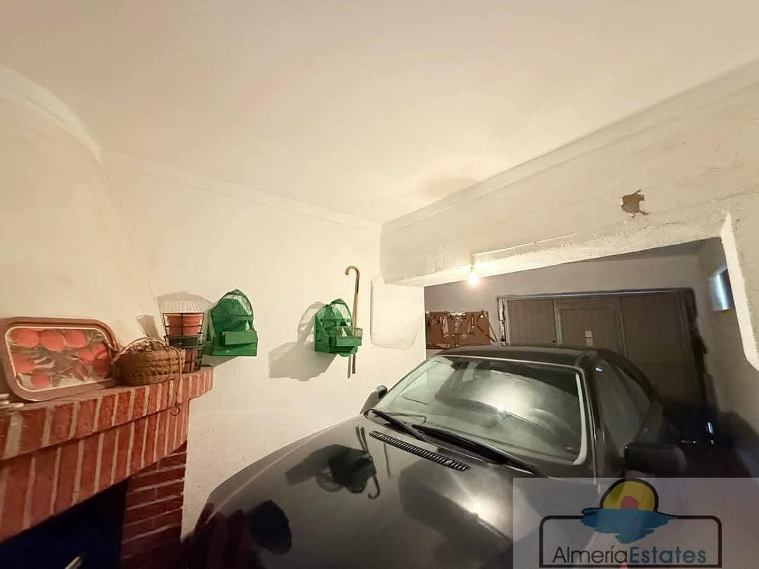 3 bedroom Townhouse for sale in La Alfoquia with garage - € 145,000 (Ref: 8890810)