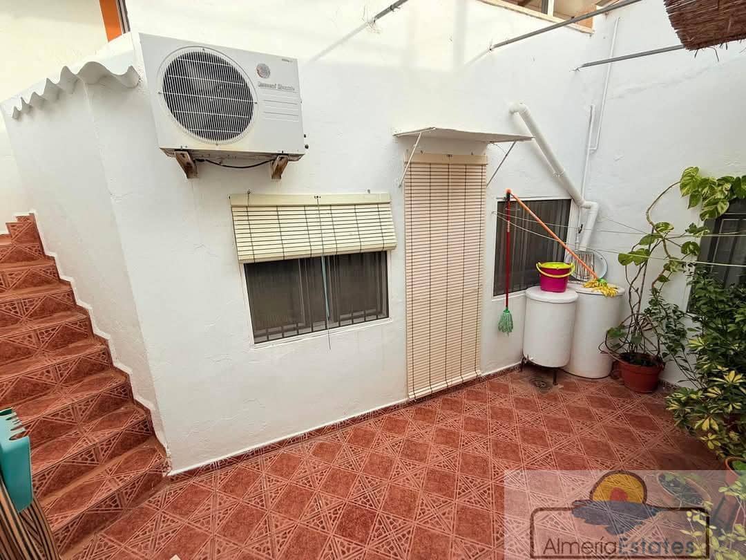 3 bedroom Townhouse for sale in La Alfoquia with garage - € 145,000 (Ref: 8890810)