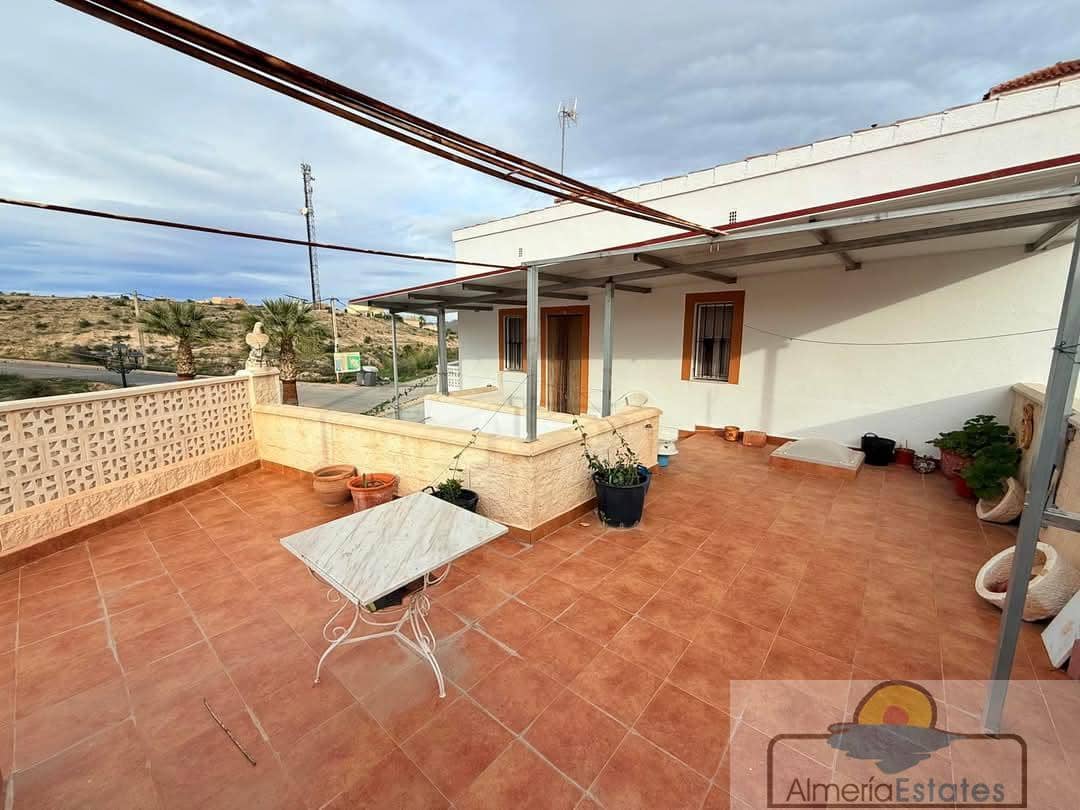 3 bedroom Townhouse for sale in La Alfoquia with garage - € 145,000 (Ref: 8890810)