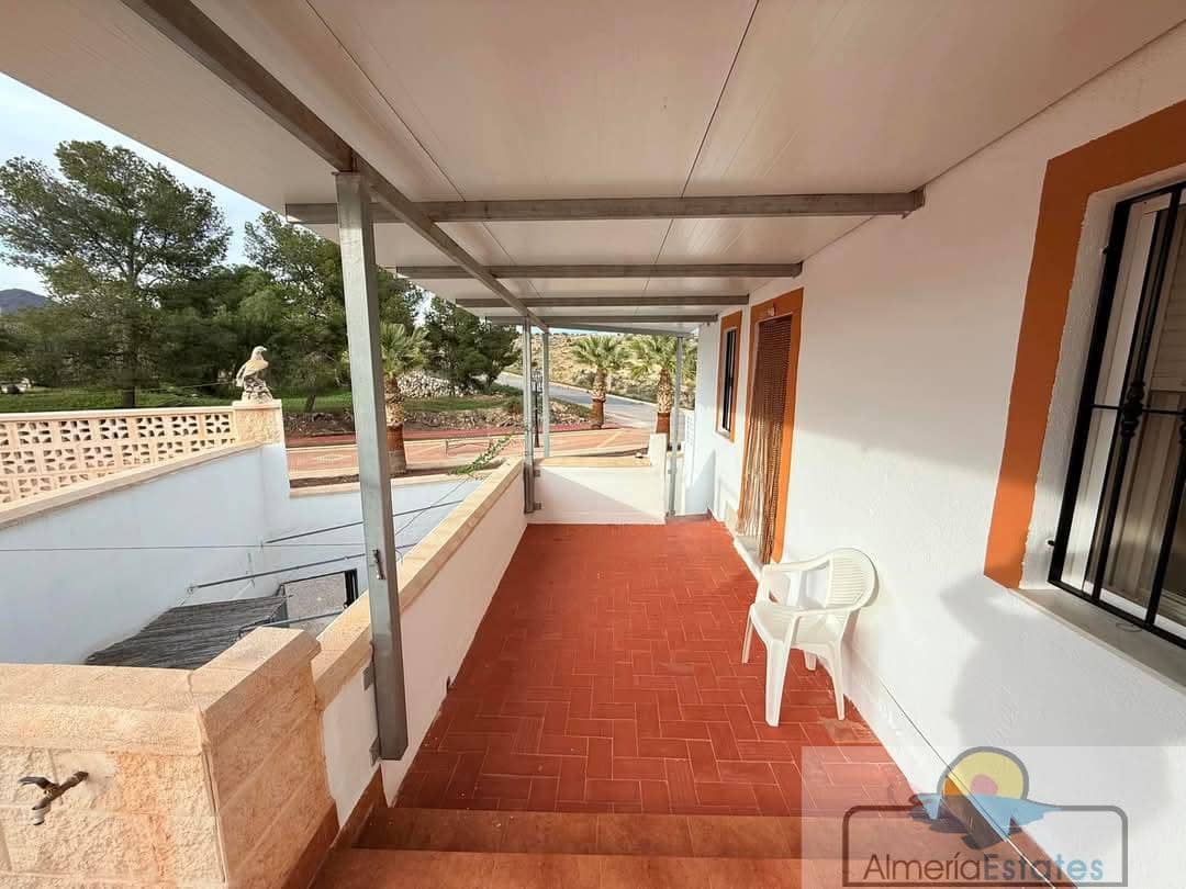 3 bedroom Townhouse for sale in La Alfoquia with garage - € 145,000 (Ref: 8890810)