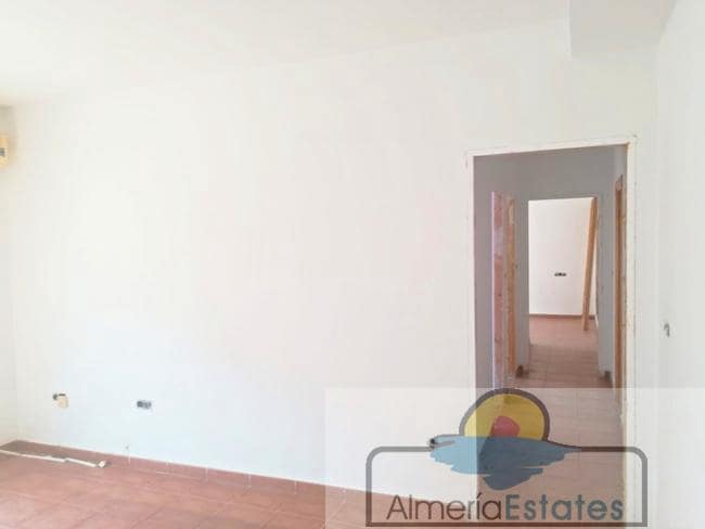 3 soveværelse Lejlighed til salg i Macael - € 46.100 (Ref: 8973944)