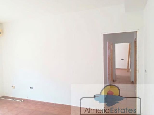 3 soveværelse Lejlighed til salg i Macael - € 46.100 (Ref: 8973944)