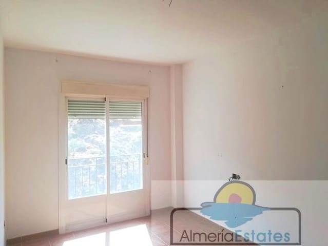 3 soveværelse Lejlighed til salg i Macael - € 46.100 (Ref: 8973944)