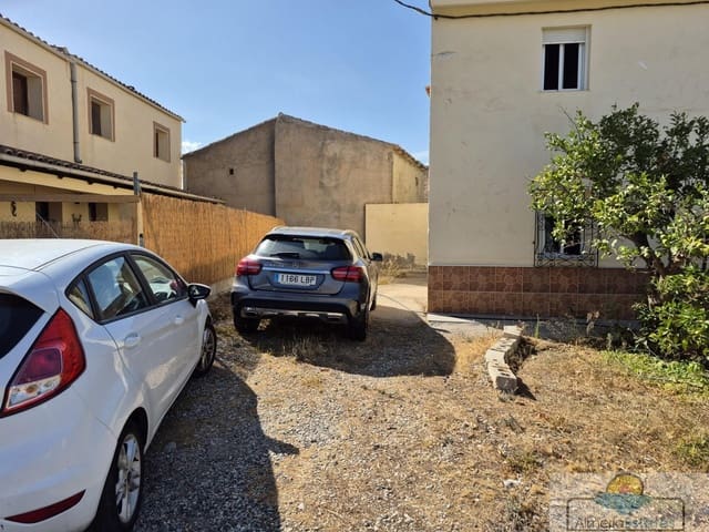 6 slaapkamer Huis te koop in Arboleas - € 88.000 (Ref: 9022299)