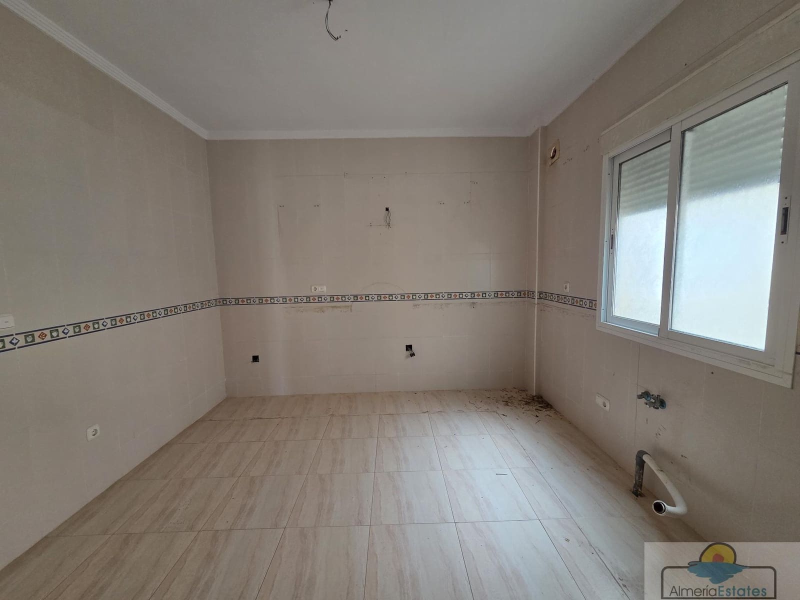 3 bedroom Flat for sale in Zurgena - € 59,000 (Ref: 9172448)